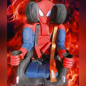 KidsEmbrace 2-in- 1 Spider-man Harness Booster Car Seat Marvel Spider-man